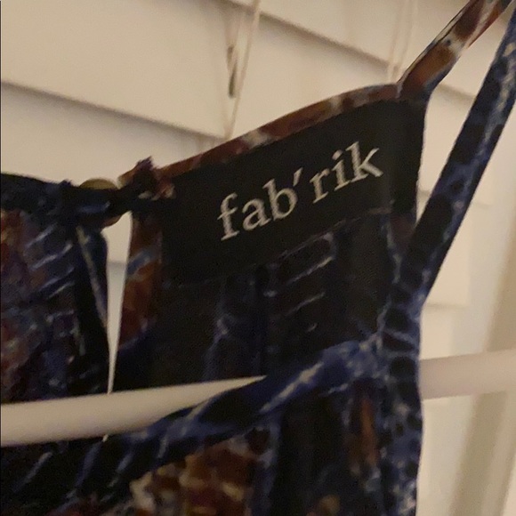 Blue and red Fabrik tank - Picture 6 of 6